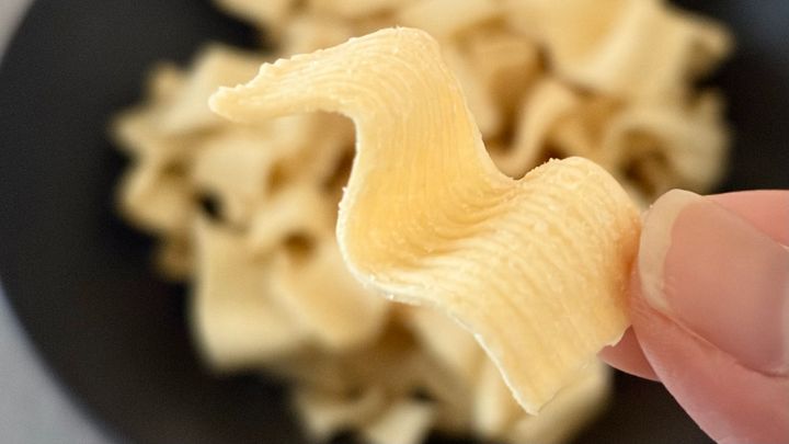 人気者同士が夢のコラボ！【ローソン】登場のおやつがハマる甘じょっぱさ