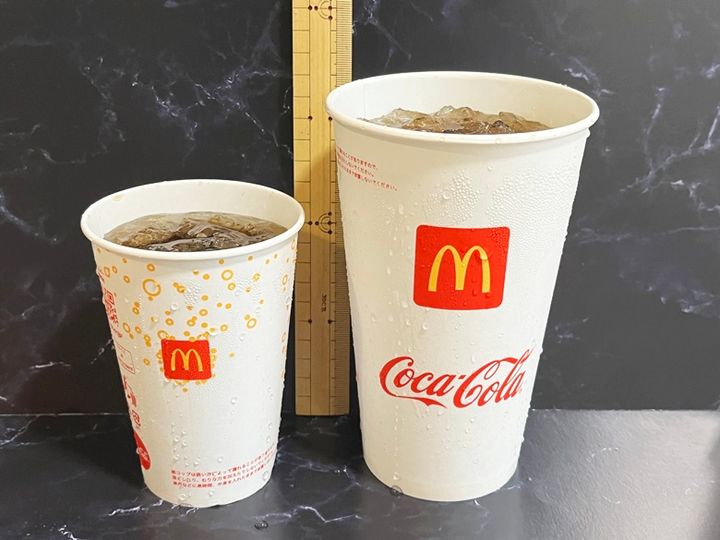 Lサイズを超えるビッグなおいしさ！「グランドコーク」