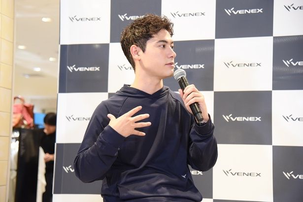 「パフォーマンスの向上に休養は不可欠」と話す国山ハセンさん 撮影：ソムタム田井