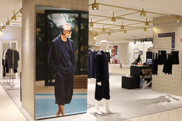 「VENEX POPUP STORE ニュウマン横浜」の内観