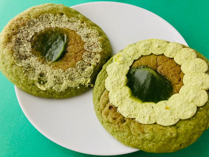 「上品なお味でした！」「まっちゃまっちゃしてる！」【ローソン】抹茶クリームとホイップをサンドしたパンケーキ