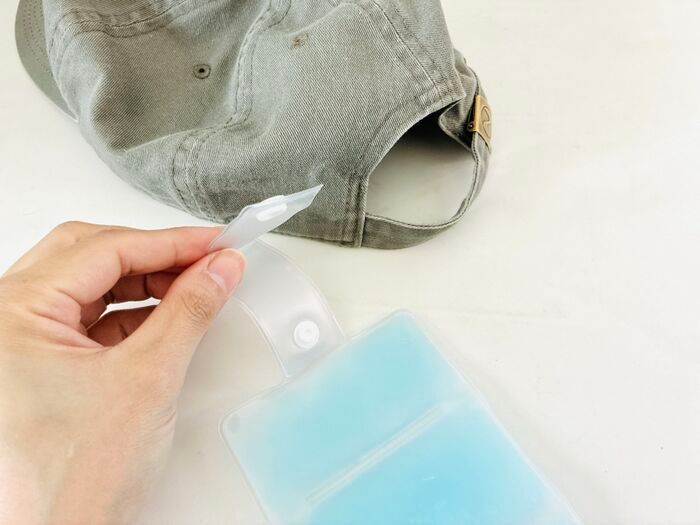 【セリア】ぶら下げる保冷剤が大当たり♡真夏の通勤通学で手放せない！新発想アイテムを見つけた♪