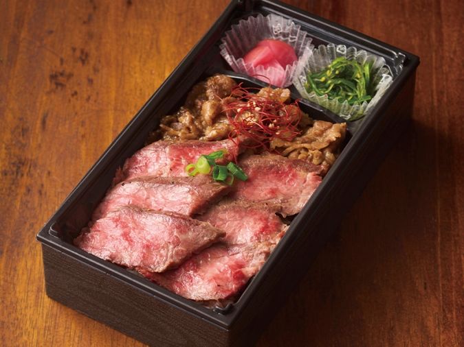「米沢 琥珀堂」『米沢牛ステーキ＆焼肉弁当』