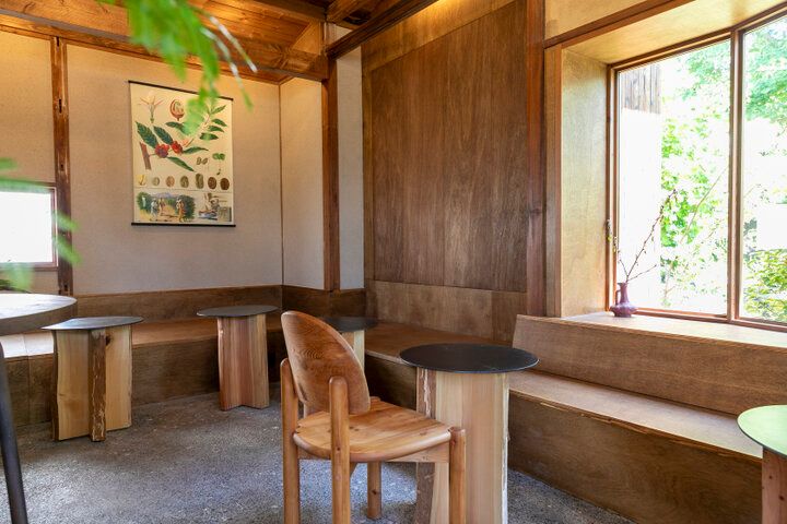鎌倉・長谷の緑に包まれて。古民家カフェ「The pass」で味わう朝のコーヒーと蕎麦粉の香り