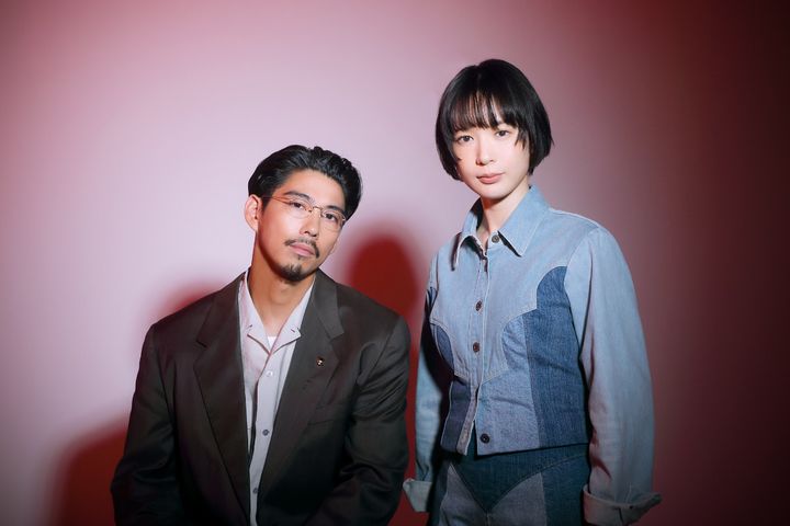 （左から）賀来賢人、穂志もえか クランクイン！ 写真：米玉利朋子（G.P. FLAG inc） width=