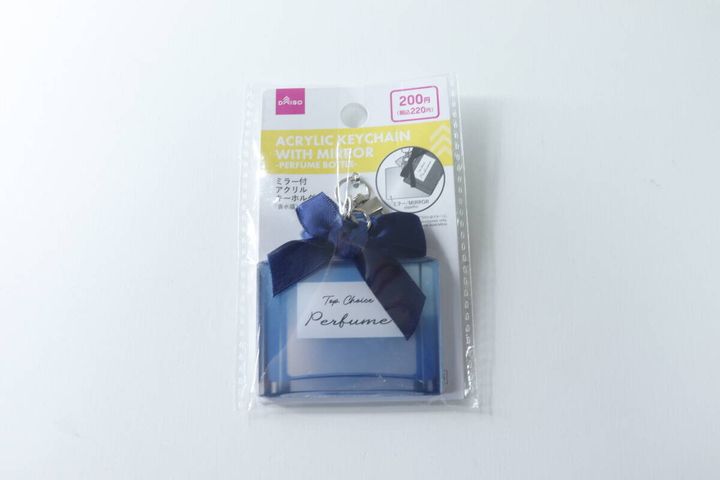 ミラー付アクリルキーホルダー（香水瓶） パッケージ