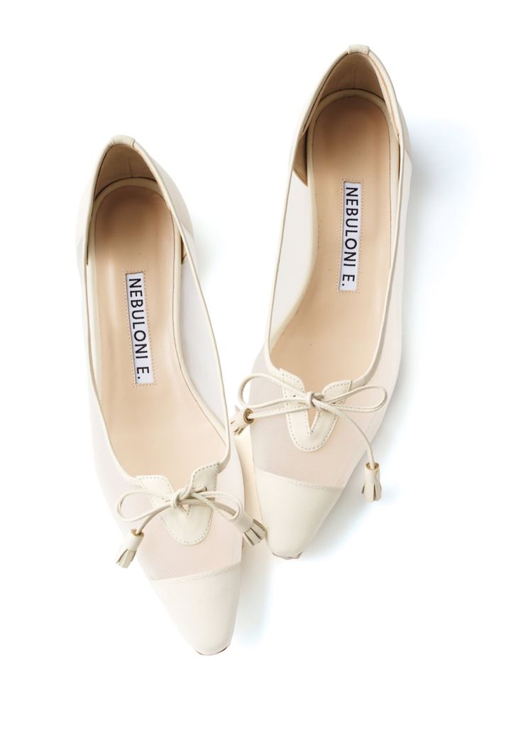 フラットシューズ¥68,200／ネブローニ