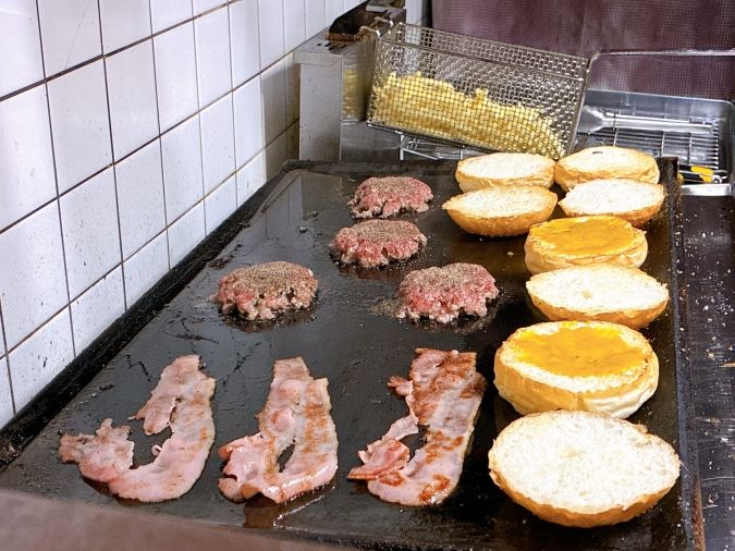 ラブディスバーガー ライブキッチン
