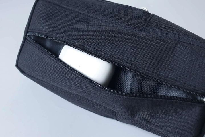 ダイソー ペンケース（スタンド、モノトーン） 使用例 ポケット