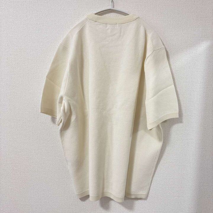 ユニクロ ウォッシャブルミラノリブニットTシャツ 前面アップ
