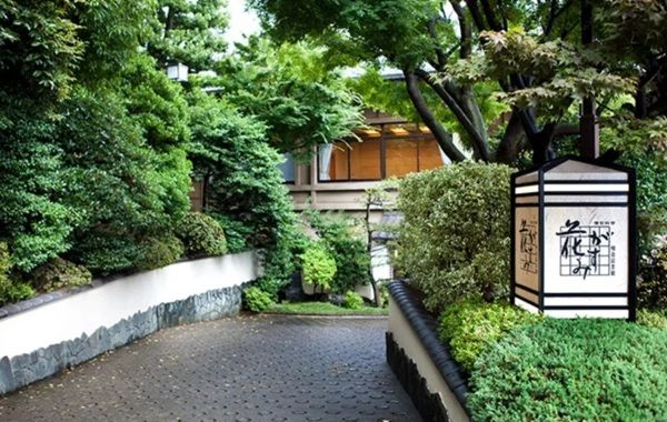 【東京都港区】明治記念館の懐石料亭「花がすみ」に「夏のアフタヌーンティー」が登場。平日限定！