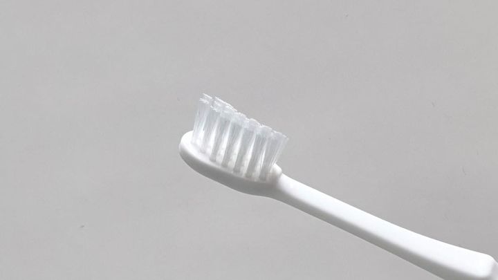 100均の使い捨て歯ブラシ3選｜歯磨き粉付きはキャンプや来客時にも便利【ダイソー・セリア・キャンドゥ】