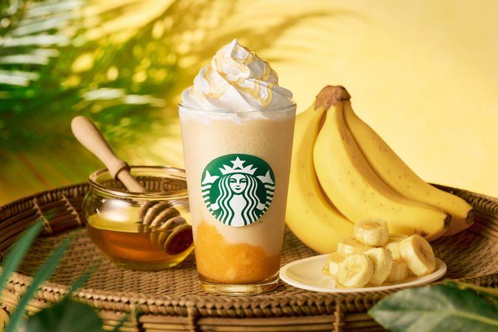 「ハニー バナナ フラペチーノ」（Tall 700円） ※価格は税込み＆テイクアウトは税率が異なる width=