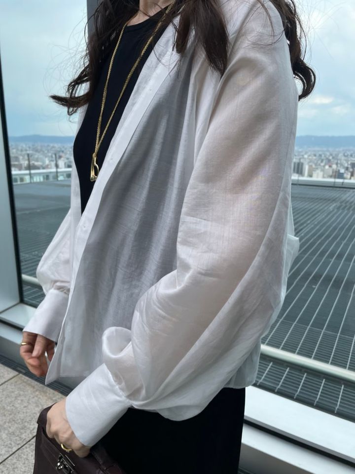 kaoriさんブラウス