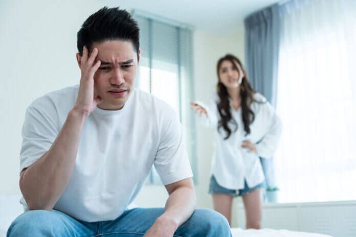 付き合いたてで嫌われる女性の行動4選