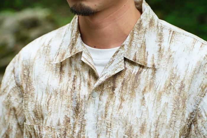 目利きのキャンプギア 迷迭香（マンネンロウ）のMESH S/S SHIRT