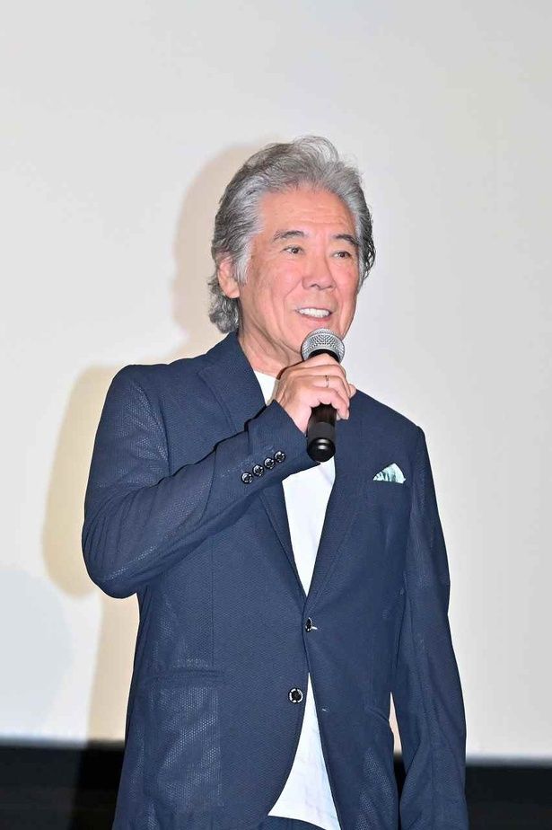 村川善明役の西岡德馬 [c]映画「太陽の守護神」製作委員会