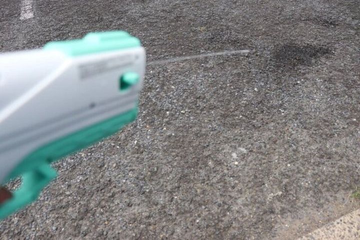 ダイソー 電動水鉄砲 使用例