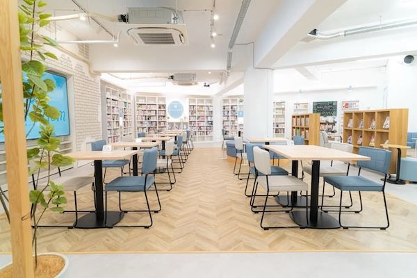 【東京都豊島区】百合作品約4,000冊を蔵書する百合ブックカフェ「Atelier LILIUM」が池袋にオープン！