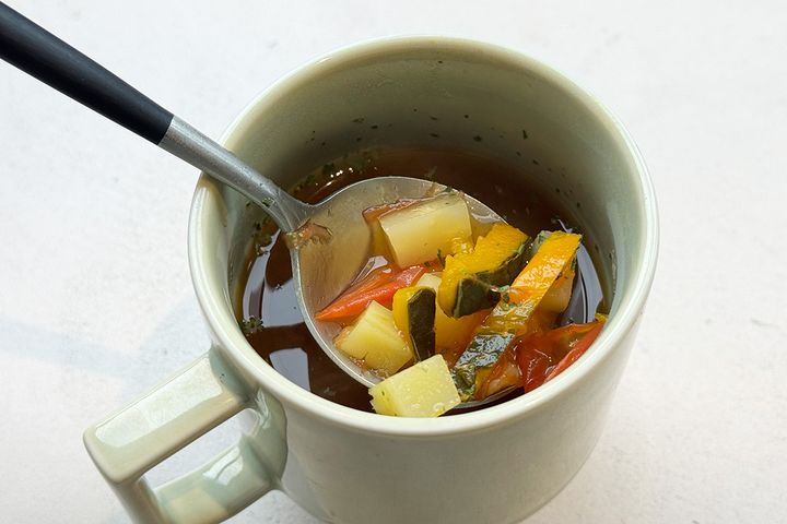 「yuppaに合う野菜スープ」500円※セットでの注文も可能