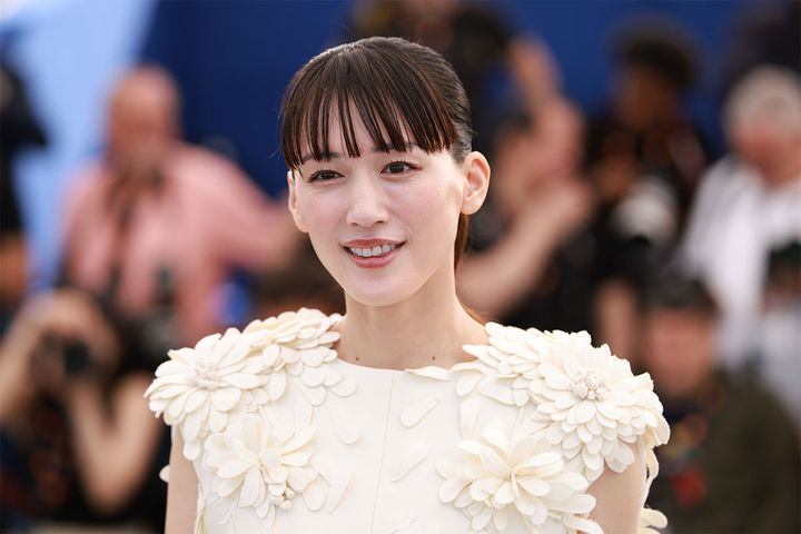 綾瀬はるかさん（2026年05月17日撮影、時事通信）