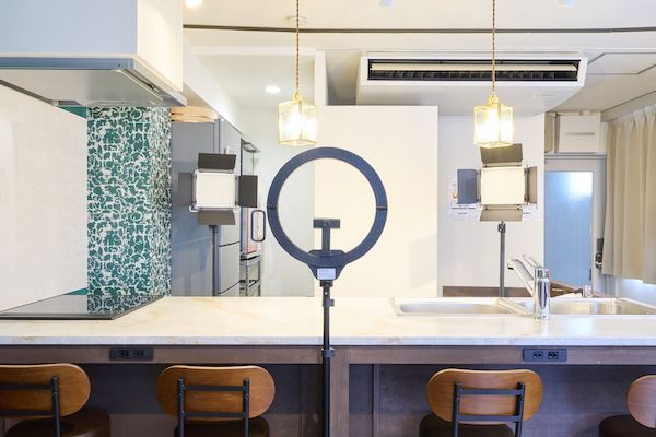 【東京都千代田区】ホームパーティや動画撮影など用途は無限大！レンタルキッチン「リノスペkitchen麹町」OPEN