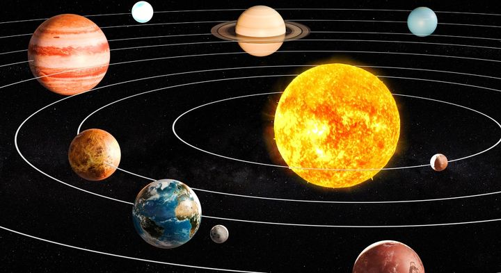 太陽系には「追放された氷の巨大惑星」がいたかもしれない――痕跡は、今も衛星に刻まれている