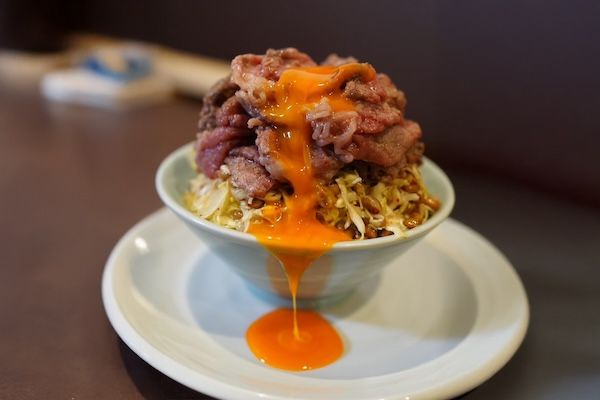 【神奈川県横浜市】最高の肉質を適正価格で、卸出身の肉のプロが横浜に焼肉「うしこぞう横浜店」をOPEN