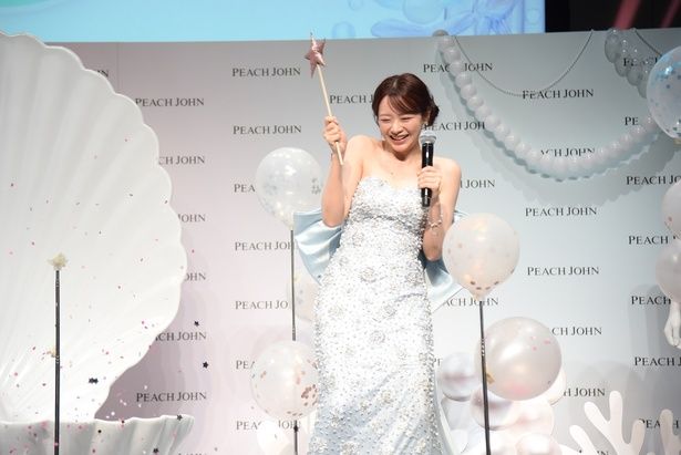 チャレンジ企画「Happyはじけるシャボン割り！」 撮影：ソムタム田井