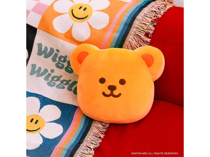 wiggle wiggle ウィグルベアのもちもちクッション Book（画像出典：Amazon）