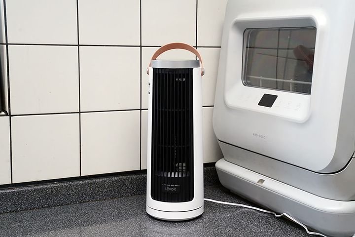 各部屋1台から、1人1台に扇風機のスタイルを変化させてくれそうです。