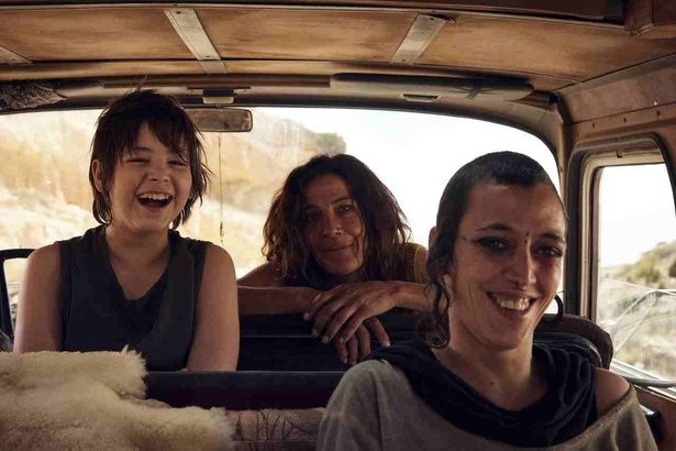 第38回東京国際映画祭ガラ・セレクション部門でも上映された『シラート』 [c] 2025 LOS DESERTORES FILMS, A.I.E., TELEFÓNICA AUDIOVISUAL DIGITAL, S.L.U.,FILMES DA ERMIDA, S.L., EL DESEO DA, S.L.U., URI FILMS, S.L.,4A4 PRODUCTIONS