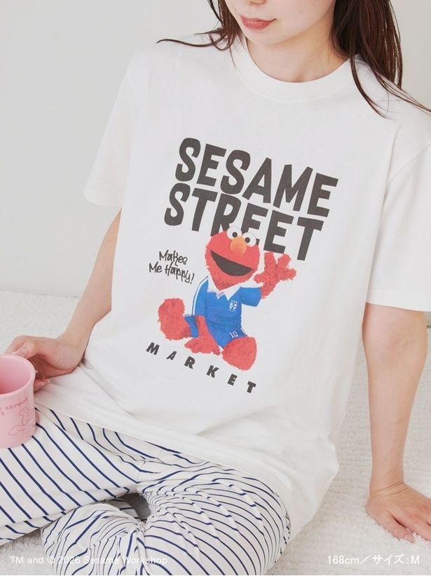 「サッカーフォトTシャツ(ホワイト/エルモ)」(大人5940円)