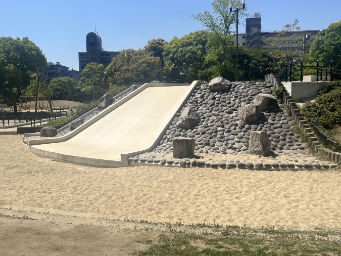 百道中央公園 築山