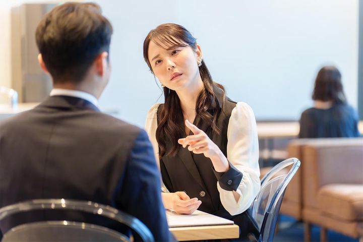 男性100人が回答した、彼女の「許せないこと」とは……？