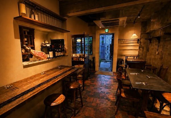 【東京都渋谷区】ビストロ「B table」OPEN！スペインやイタリア、フランスの家庭料理やワインを堪能