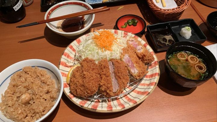米油でサクサク！ 胃もたれしない絶品とんかつと嬉しいおかわり自由