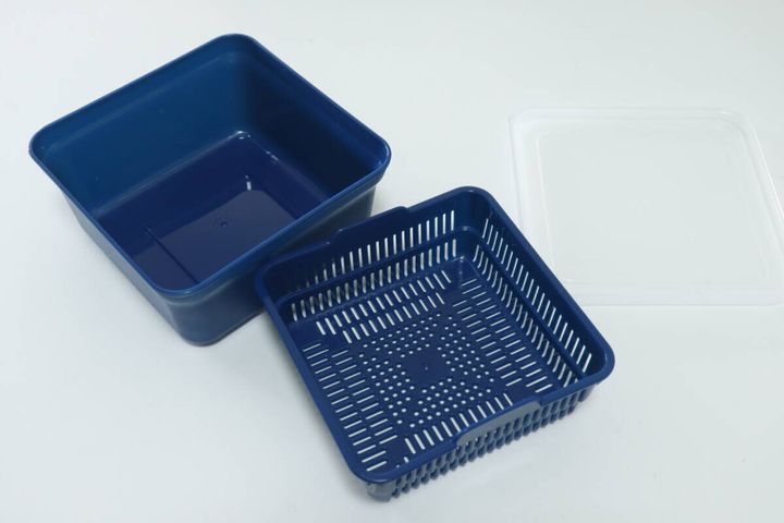 ザルつきパック スクエア 580ml ネイビー 付属品