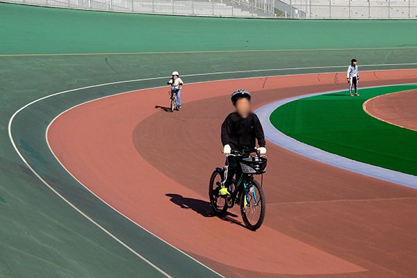 【岡山県玉野市】玉野競輪場で泊まれる親子イベント開催！バックヤード見学、バンク走行など特別な体験