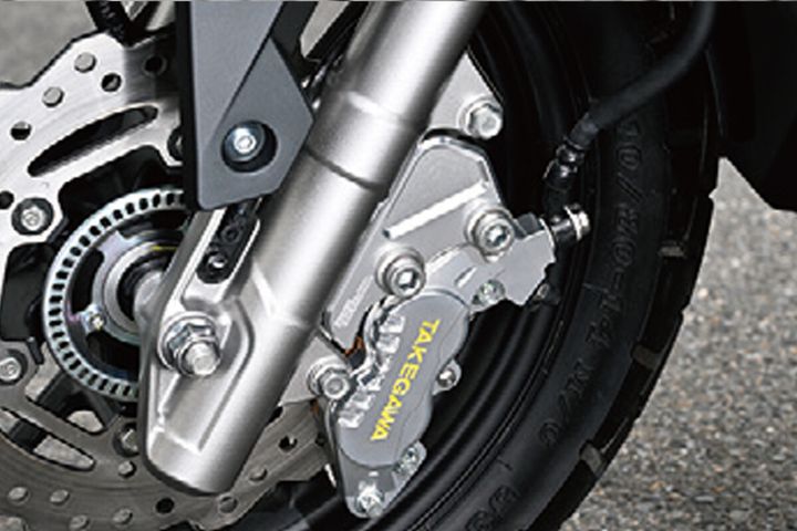 【ADV160カスタム】ノーマルと完全に別物！SP武川の「ハイパースポーツマフラー」でレーシーな加速とスタイルを手に入れろ