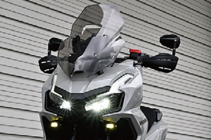 【ADV160カスタム】ノーマルと完全に別物！SP武川の「ハイパースポーツマフラー」でレーシーな加速とスタイルを手に入れろ