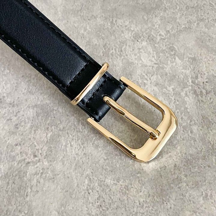 画像: オシャレ度を高めてくれる品ありゴールド