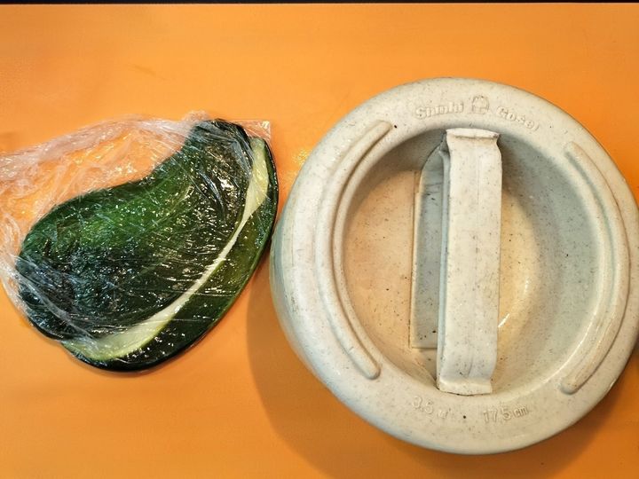 絶品！やみつき！重石で水分を出してしっとりポリポリ！瓜の味噌漬け！ご飯のお供！