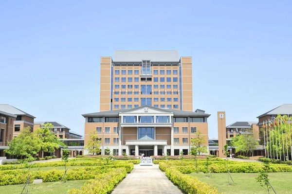 関西外大の留学生がセレッソ大阪のアンケートに協力！スタジアムで試合を観戦し回答