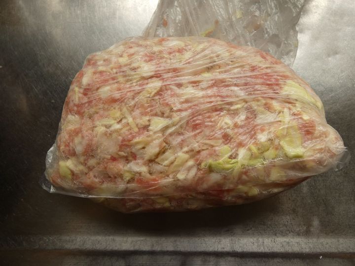 ごはんがモリモリ食べられる！「ひき肉とキャベツの油揚げロール煮」