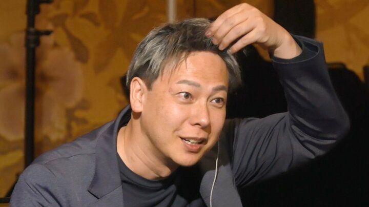 【写真・画像】「自然です」 実業家がカツラを外しスタジオ爆笑「そんな簡単に外す！？」 1枚目