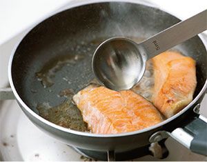 【月～金を鮭おかず弁当で！】すき間を埋める「ミニおかず」や、詰め方のポイントも伝授！「鮭おかず1週間弁当」の画像13