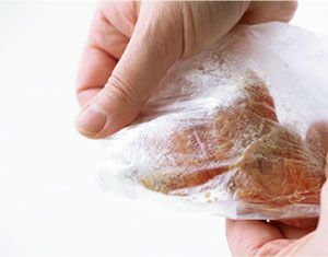 【月～金を鮭おかず弁当で！】すき間を埋める「ミニおかず」や、詰め方のポイントも伝授！「鮭おかず1週間弁当」の画像9
