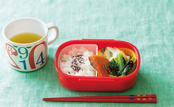 【月～金を鮭おかず弁当で！】すき間を埋める「ミニおかず」や、詰め方のポイントも伝授！「鮭おかず1週間弁当」の画像3