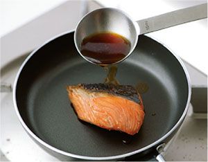 【月～金を鮭おかず弁当で！】すき間を埋める「ミニおかず」や、詰め方のポイントも伝授！「鮭おかず1週間弁当」の画像4